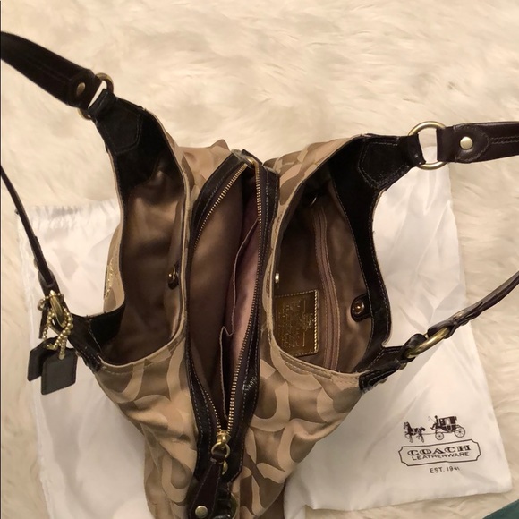 Coach purse - Picture 6 of 8